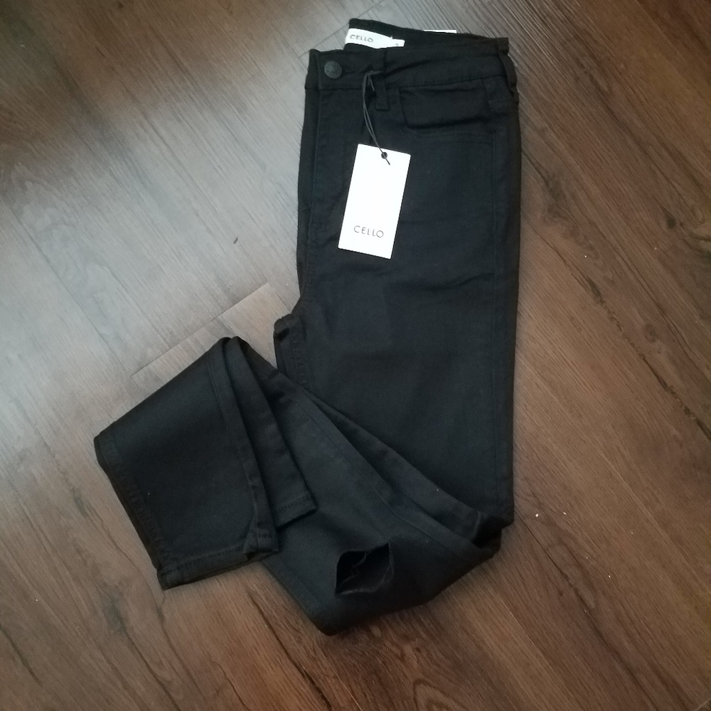 Black distressed Jeans